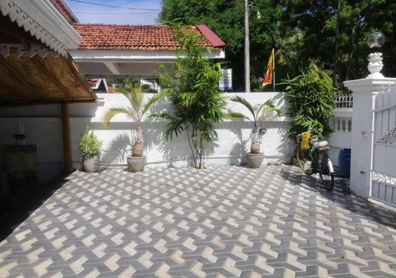 Cozy Inn Negombo Luaran gambar