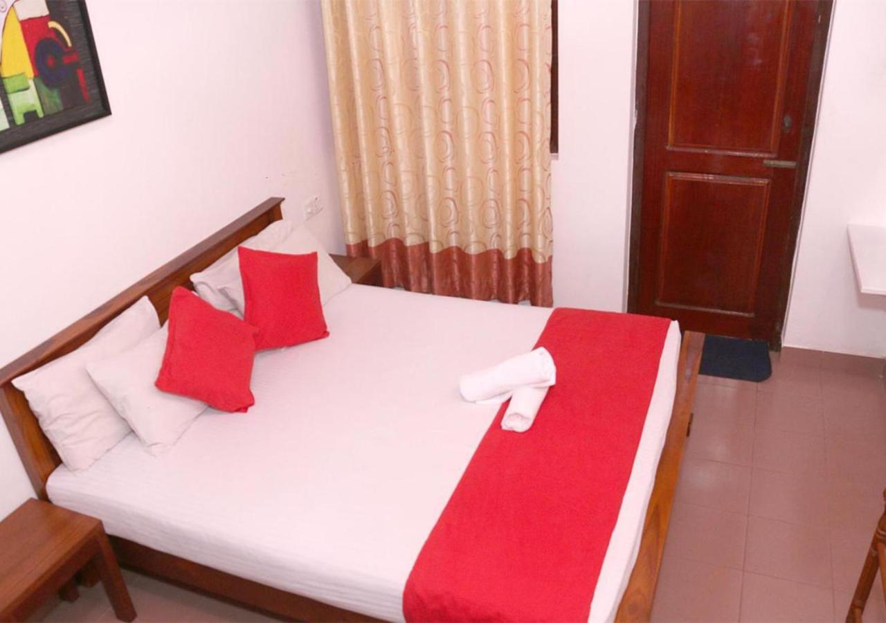 Cozy Inn Negombo Luaran gambar